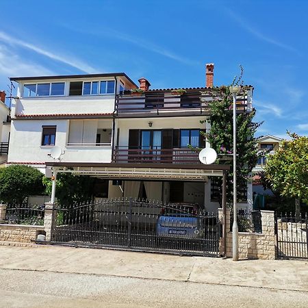 Apartments Anic Novigrad  Exterior photo
