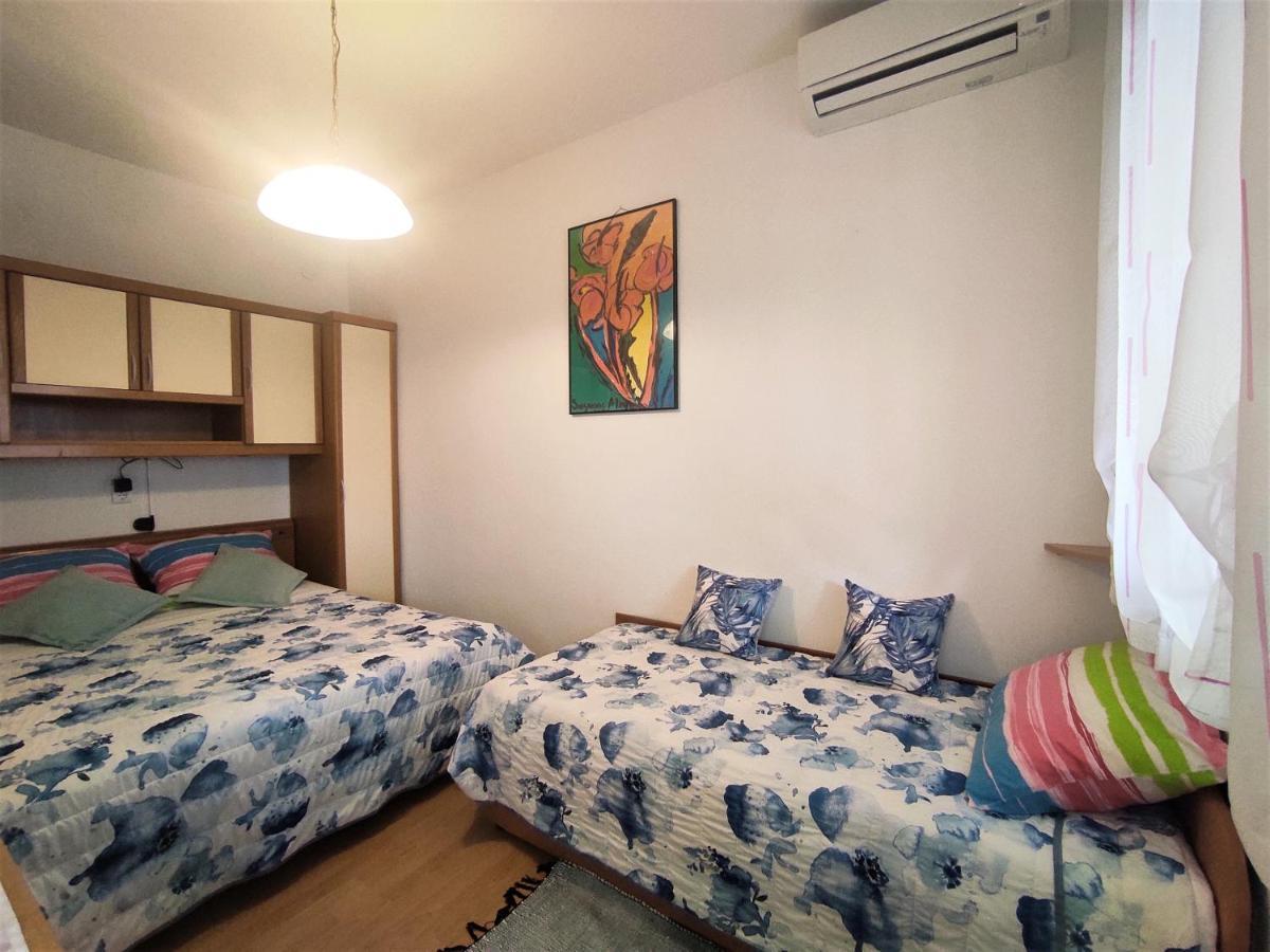 Apartments Anic Novigrad  Exterior photo