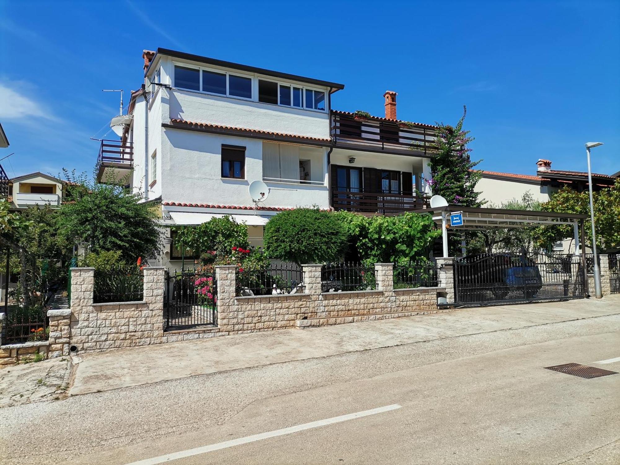 Apartments Anic Novigrad  Exterior photo